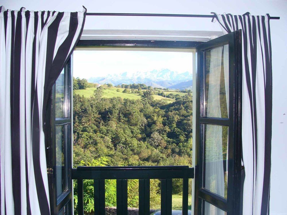 Hotel Montanas De Covadonga Onís エクステリア 写真
